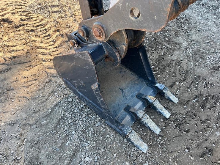 2024-bobcat-e40-image-10