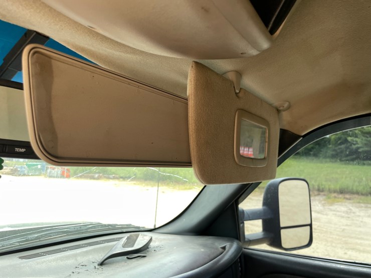 2003-chevrolet-silverado-2500hd-image-79