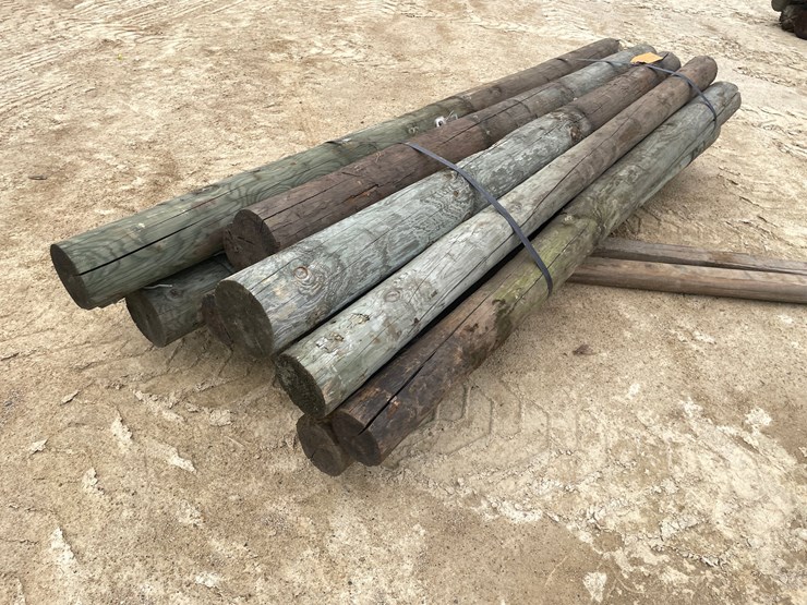 #3616-•-bundle-of-used-round-posts-image-4