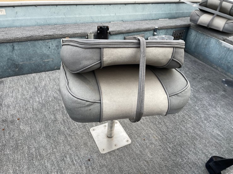 #1221-•-1987-16'-bass-tracker-aluminum-boat-(has-wi-title)-image-32