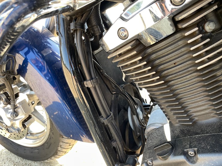 #1216-•-2013-yamaha-v-star-1300cc-motorcycle-(has-wi-title)-image-33