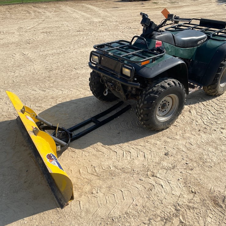 #1231 • 2000 Arctic Cat 4 Wheeler with 5' Moose Plow