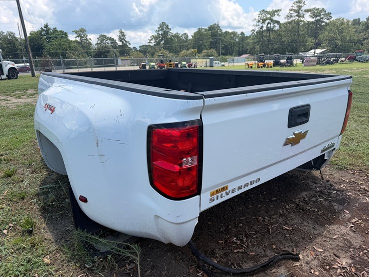 #112-•-2019-chevrolet-high-country-dually-truckbed-image-1