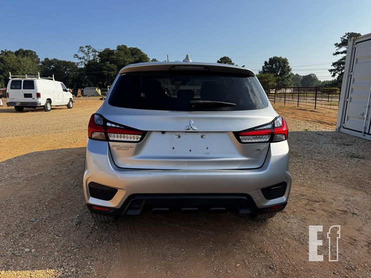2021-mitsubishi-outlander-image-4