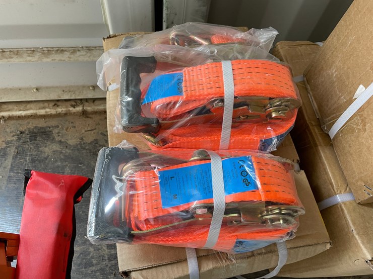 #10641-•-(42)-ratchet-straps-(mosinee,-wi)-image-3