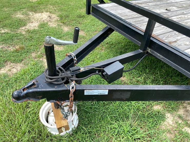 #117-•-2023-new-generation-7’x-26"with-dovetail-utility-trailer-image-11