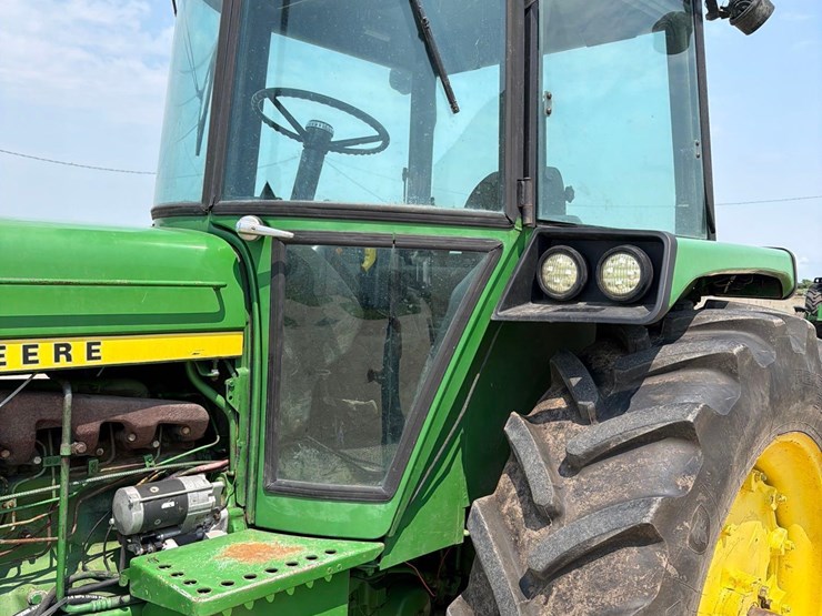 john-deere-4030-image-24