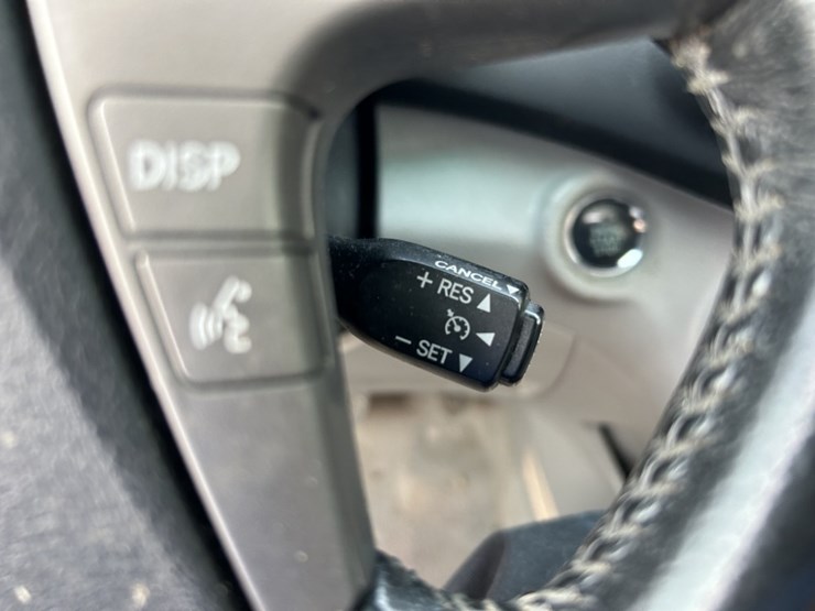 2010-toyota-highlander-image-34