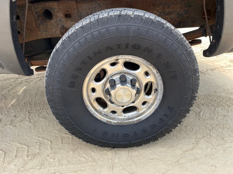 2003-chevrolet-silverado-2500hd-image-128