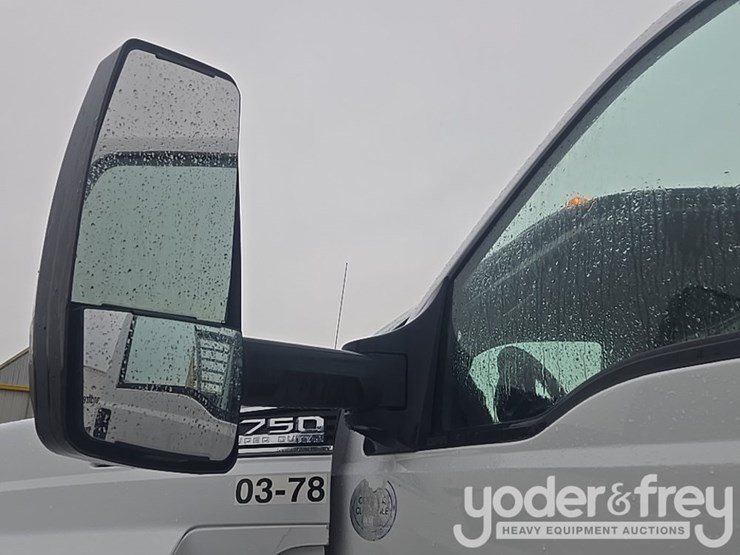 2019-ford-f750-image-40