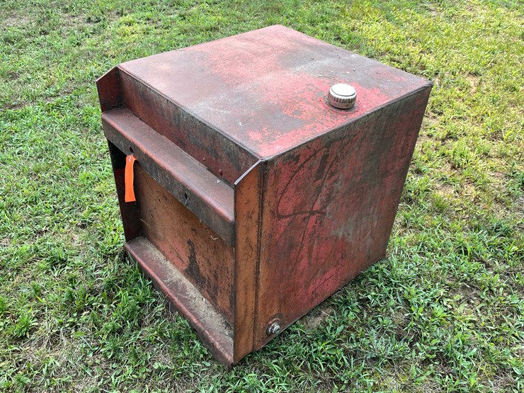 #5710-•-metal-gas-tank-image-5
