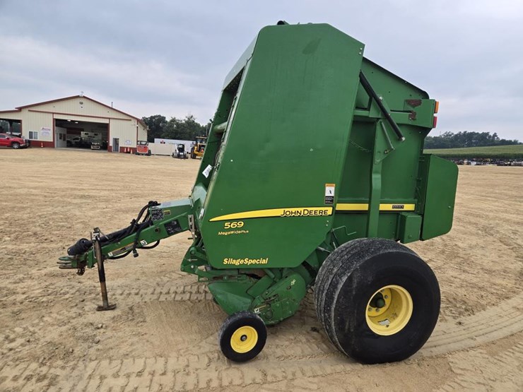 john-deere-569-image-15