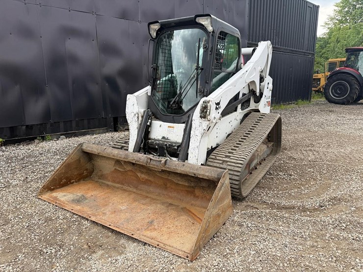 2019-bobcat-t770-image-8