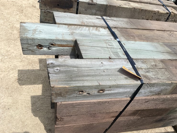 #3603-•-bundle-of-used-guard-rail-posts-image-9