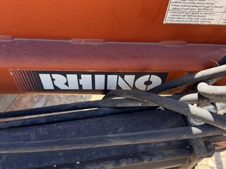 rhino-850-image-3