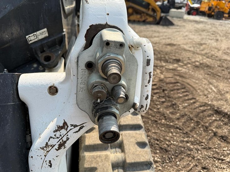 2024-bobcat-t66-image-11
