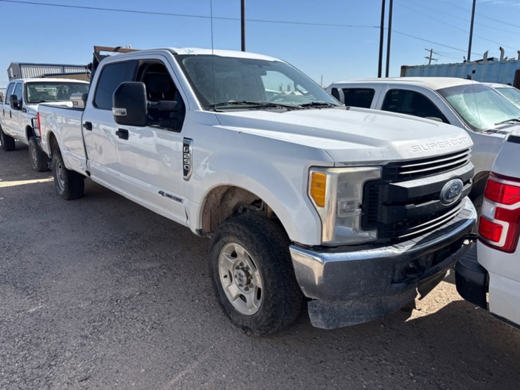 2017-ford-f250-image-2