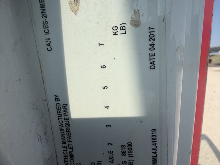 2018-international-durastar-4300-image-18