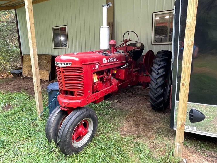 #5701-•-1947-mccormick-farmall-international-harvester-image-1
