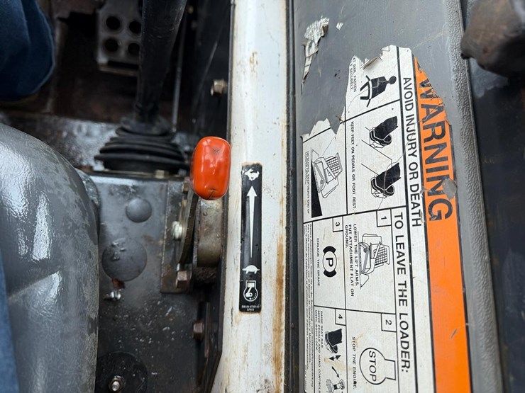 2005-bobcat-t190-image-23