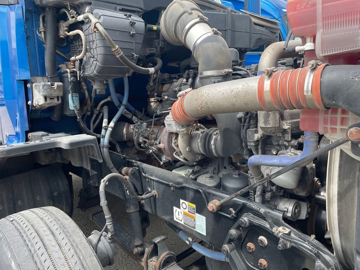 2020-kenworth-t680-image-45