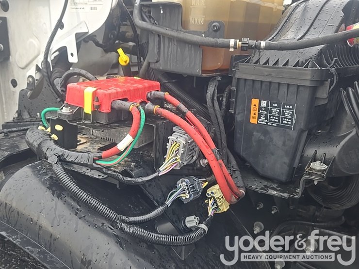 2019-ford-f750-image-36