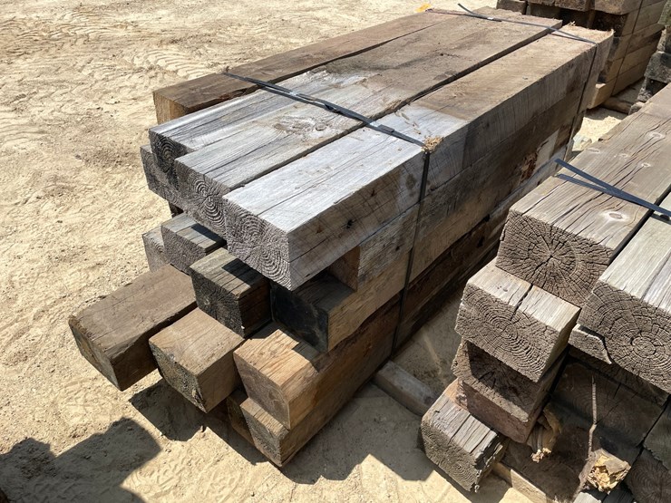 #3596-•-bundle-of-used-guard-rail-posts-image-4