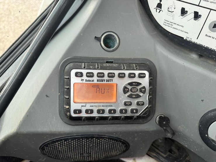2019-bobcat-t770-image-20