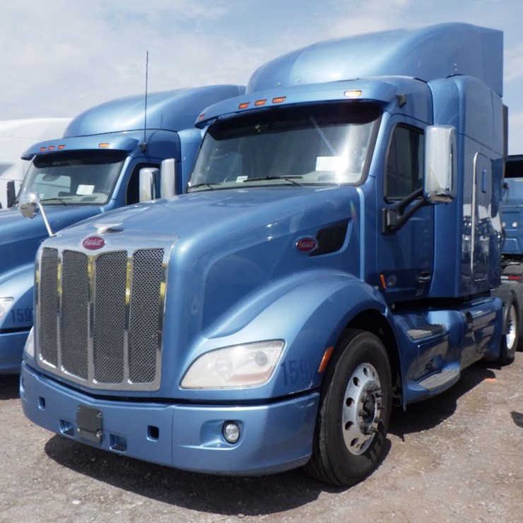 2021 PETERBILT 579
