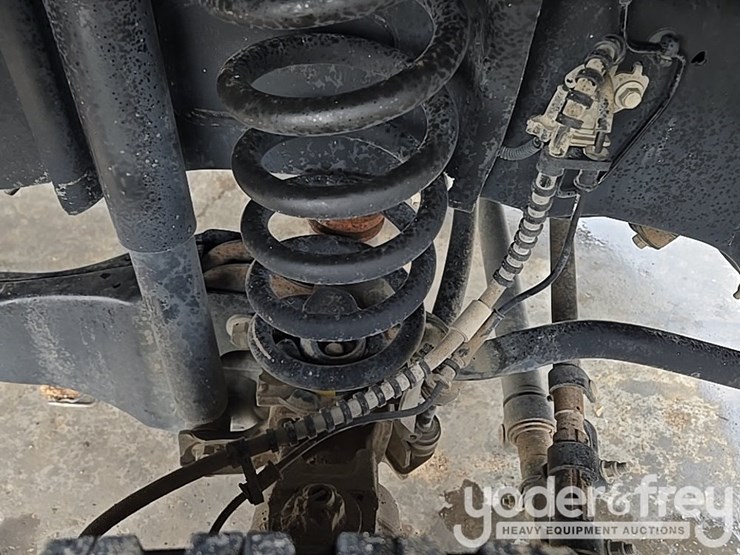 2017-ford-f550-image-16