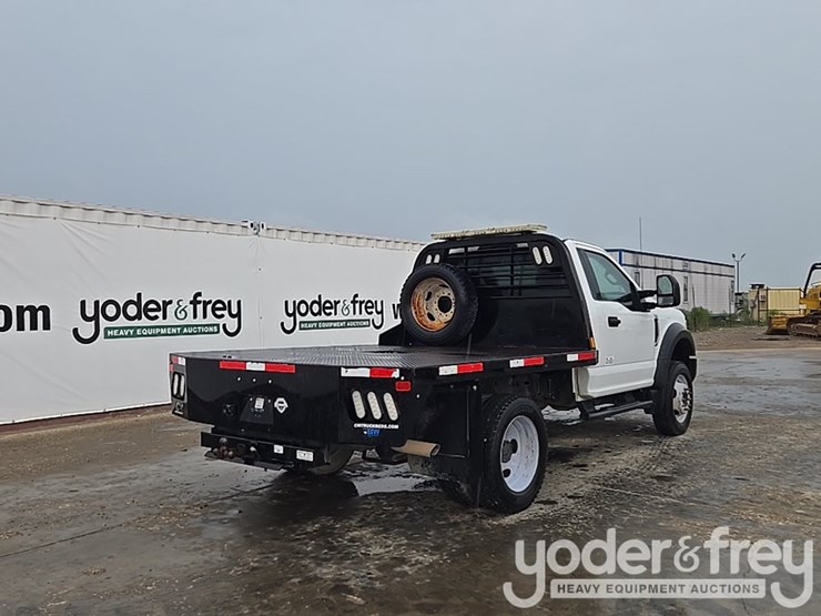 2017-ford-f550-image-5