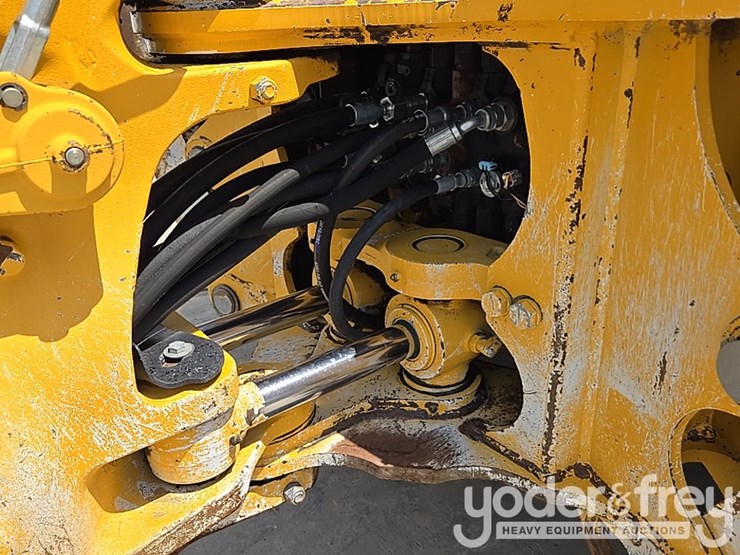 2012-deere-310sk-image-33