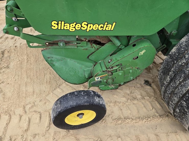 john-deere-569-image-14