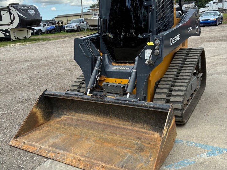 2025-deere-325g-image-4