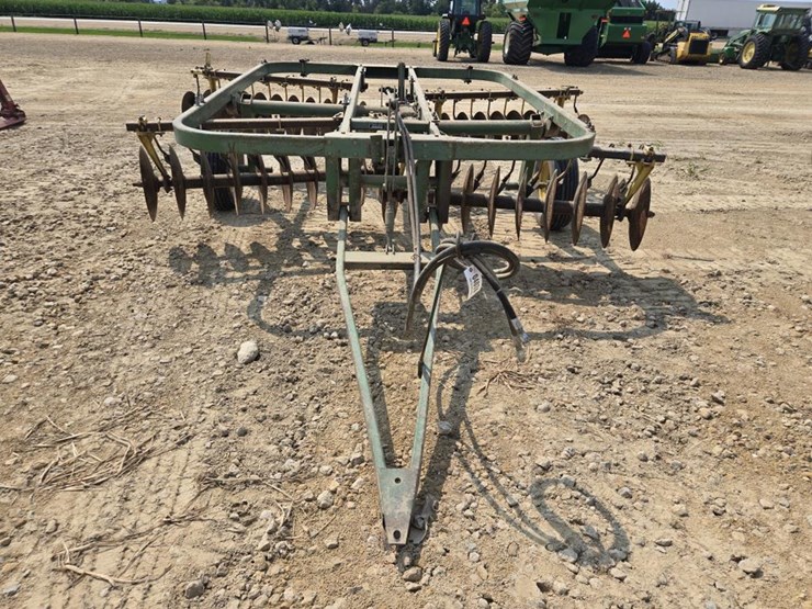 john-deere-14-image-2