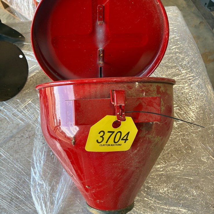 #3704 • Safety funnel for 55 gallon drum
