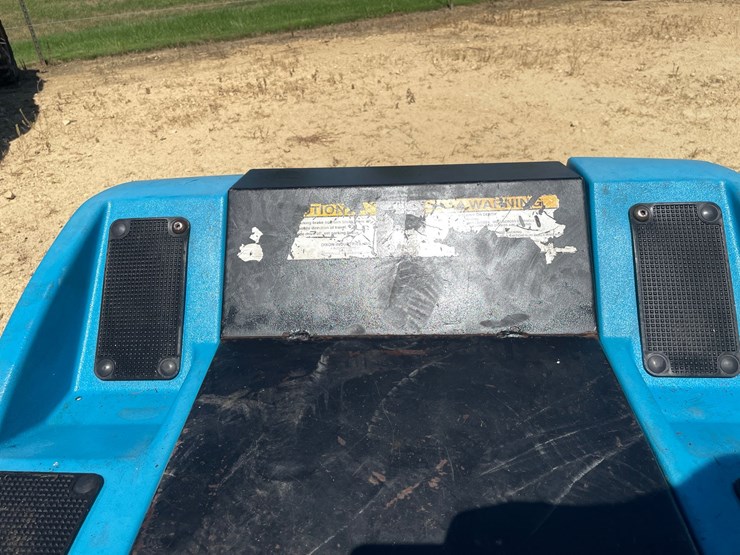 #1228-•-dixon-ztr-42"-zero-turn-lawnmower-image-26