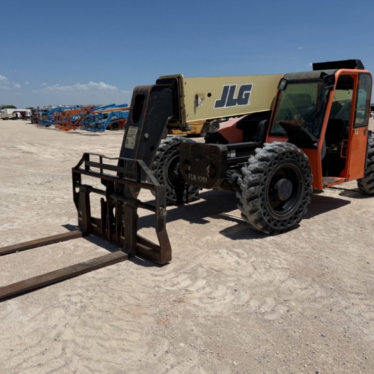 2014 JLG G9-43A