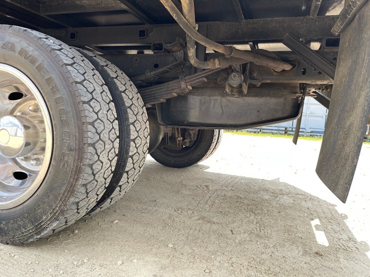 2015-ford-f550-image-58