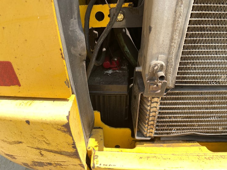 2016-new-holland-c227-image-62