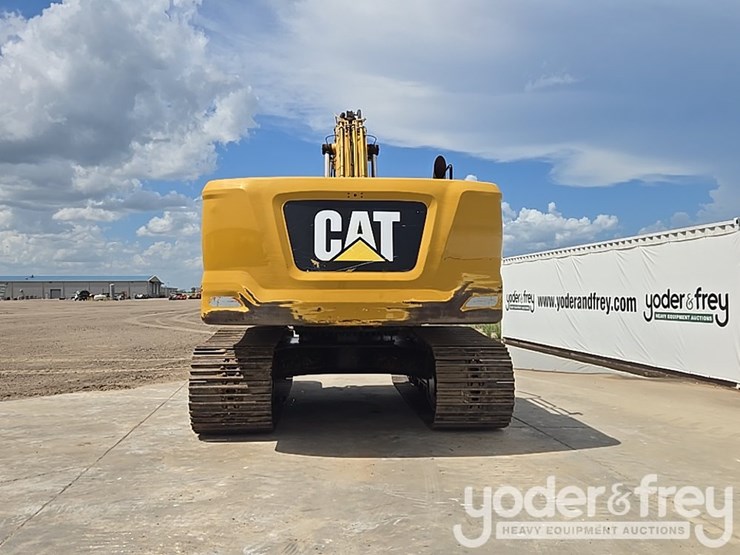 2019-caterpillar-336-image-4