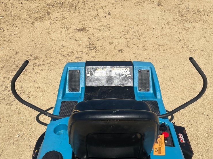 #1228-•-dixon-ztr-42"-zero-turn-lawnmower-image-22
