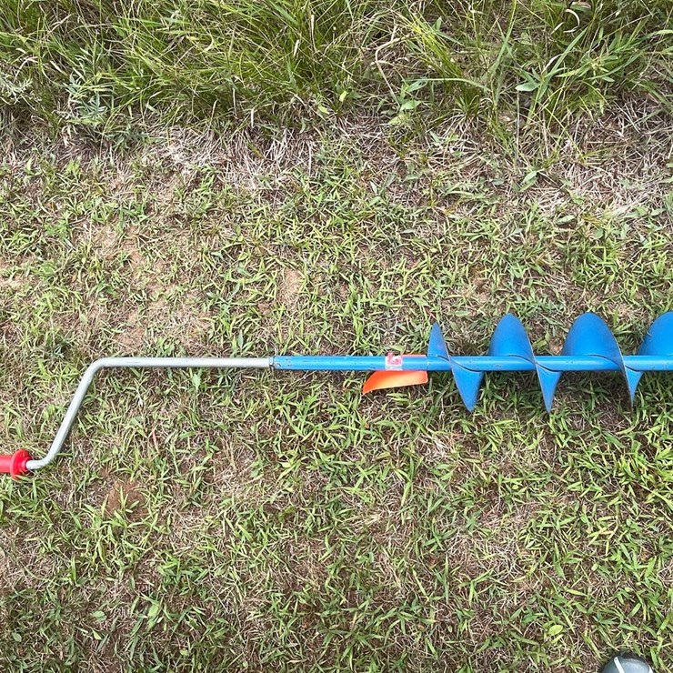 #5726 • Hand Ice Auger