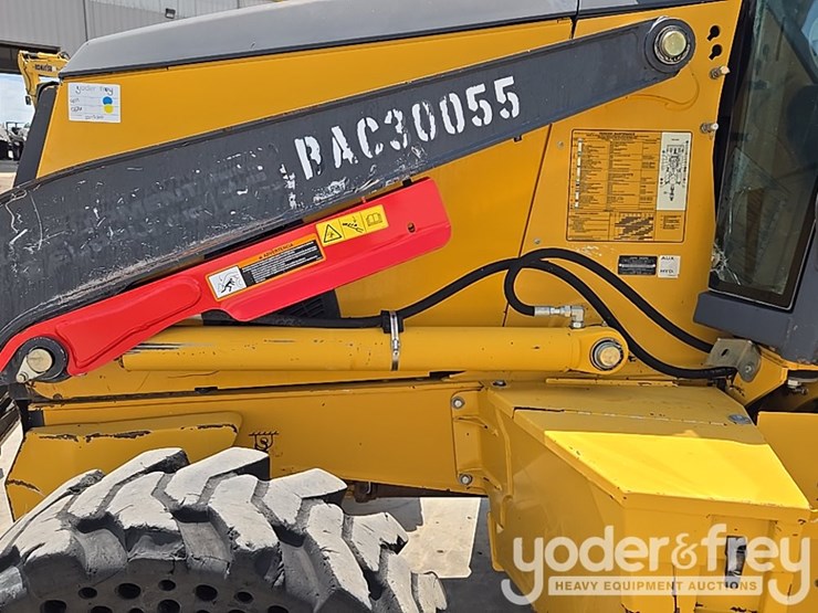 2012-deere-310sk-image-16