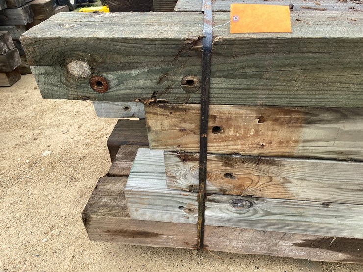 #3624-•-bundle-of-used-guard-rail-posts-image-10