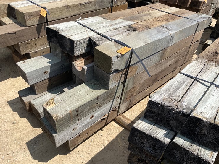 #3598-•-bundle-of-used-guard-rail-posts-image-2