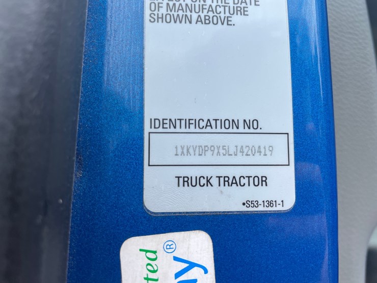 2020-kenworth-t680-image-25