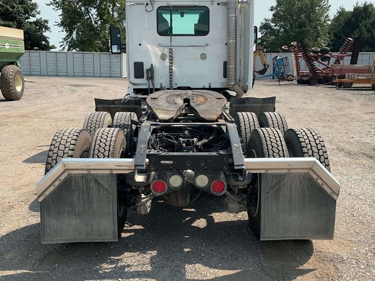 2018-kenworth-t680-image-7