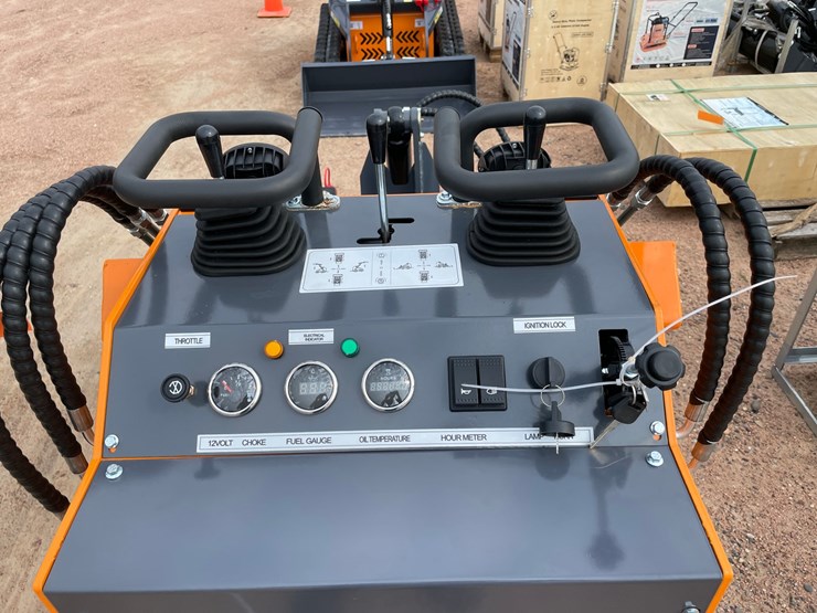 #5633-•-landhonor-mini-skid-steer-loader-me380r2-(mosinee,-wi)-image-8