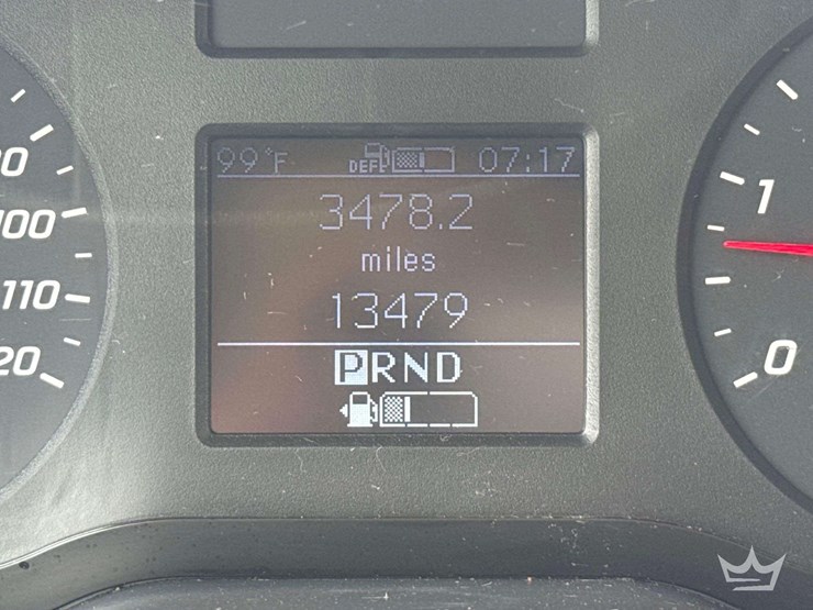 2021-mercedes-benz-sprinter-4500-image-5